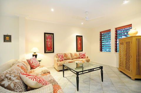 Oasis At Palm Cove - Whitsundays Accommodation 17