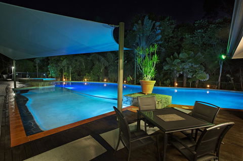 Oasis At Palm Cove - Whitsundays Accommodation 5