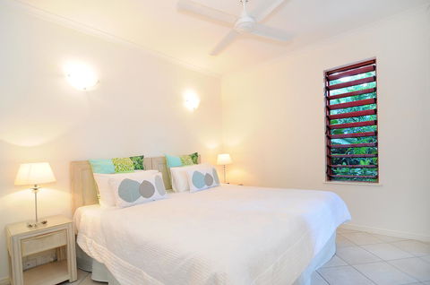 Oasis At Palm Cove - Whitsundays Accommodation 7