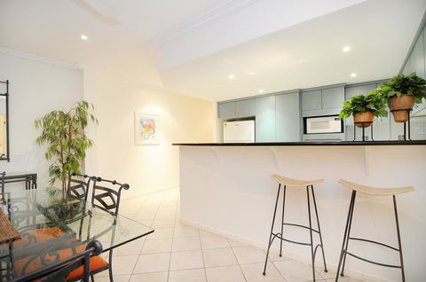 Oasis At Palm Cove - Whitsundays Accommodation 10