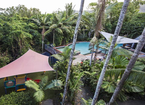 Oasis At Palm Cove - Whitsundays Accommodation 2