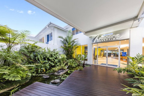 Silkari Lagoons Port Douglas - Whitsundays Accommodation 11