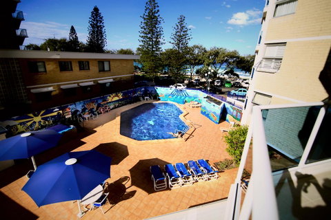 Grosvenor Beachfront Apartments Surfers Paradise - Whitsundays Accommodation 33