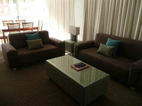 Grosvenor Beachfront Apartments Surfers Paradise - Whitsundays Accommodation 25