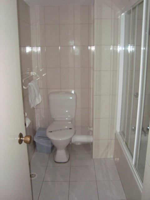 Grosvenor Beachfront Apartments Surfers Paradise - Whitsundays Accommodation 17