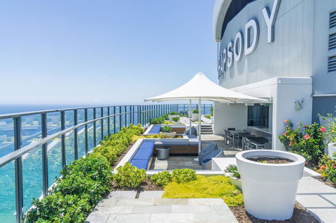 Rhapsody Resort - Official - Whitsundays Accommodation 0