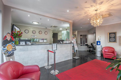Platinum International - Whitsundays Accommodation 35