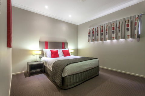Platinum International - Whitsundays Accommodation 4