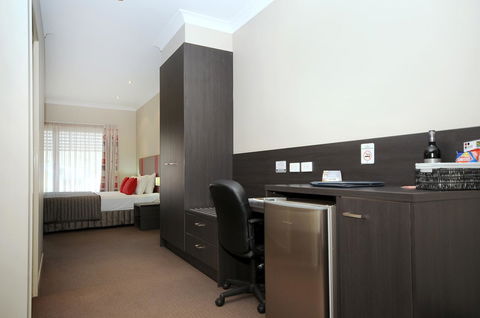 Platinum International - Whitsundays Accommodation 20