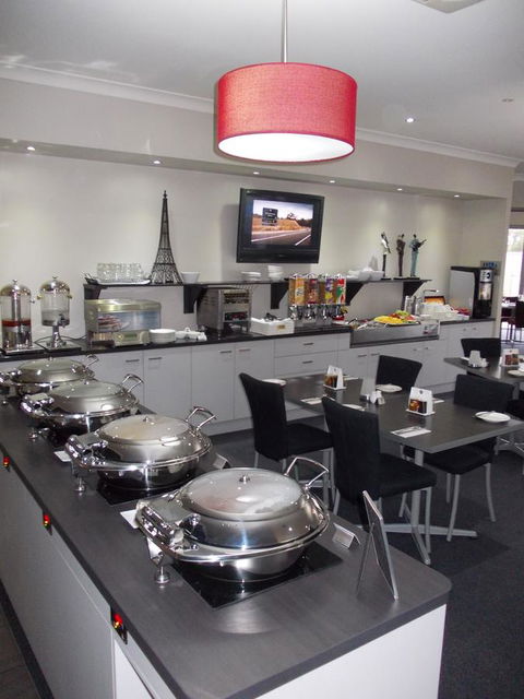 Platinum International - Whitsundays Accommodation 39