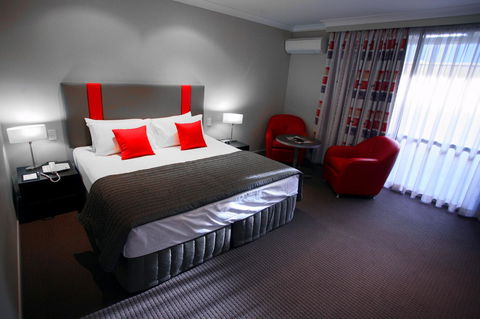 Platinum International - Whitsundays Accommodation 5