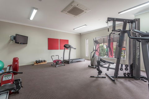 Platinum International - Whitsundays Accommodation 36