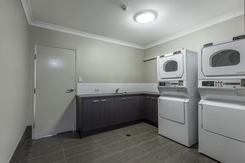 Platinum International - Whitsundays Accommodation 37