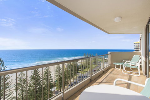 Columbia Beachfront Apartments On Rainbow Bay - Whitsundays Accommodation 43