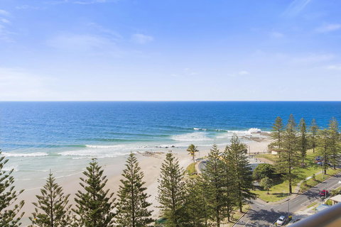 Columbia Beachfront Apartments On Rainbow Bay - Whitsundays Accommodation 42