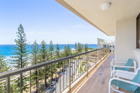 Columbia Beachfront Apartments On Rainbow Bay - Whitsundays Accommodation 27