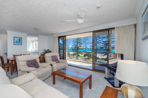Columbia Beachfront Apartments On Rainbow Bay - Whitsundays Accommodation 12