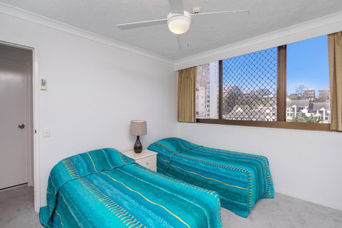 Columbia Beachfront Apartments On Rainbow Bay - Whitsundays Accommodation 10