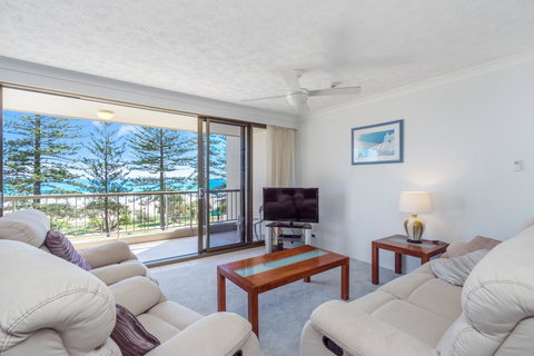 Columbia Beachfront Apartments On Rainbow Bay - Whitsundays Accommodation 8