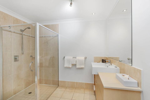 Mantra Aqueous On Port - Whitsundays Accommodation 18