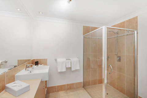 Mantra Aqueous On Port - Whitsundays Accommodation 14