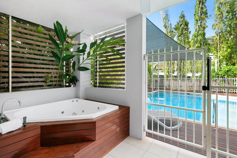 Mantra Aqueous On Port - Whitsundays Accommodation 13