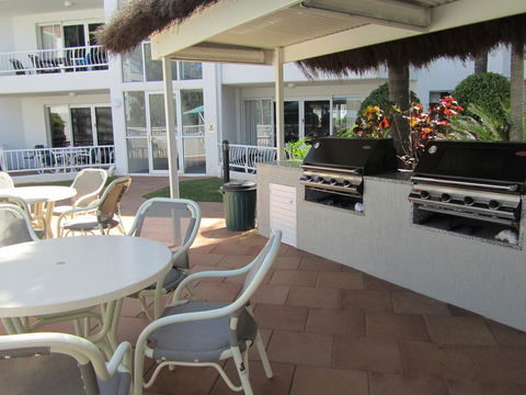 Le Beach Apartments - Whitsundays Accommodation 15