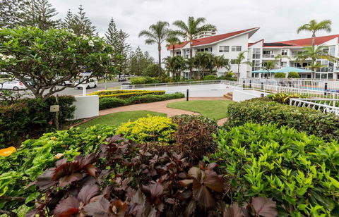 Le Beach Apartments - Whitsundays Accommodation 12