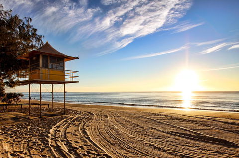 Seacrest Beachfront Apartments Surfers Paradise - Whitsundays Accommodation 25