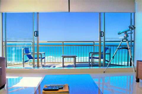 Seacrest Beachfront Apartments Surfers Paradise - Whitsundays Accommodation 0