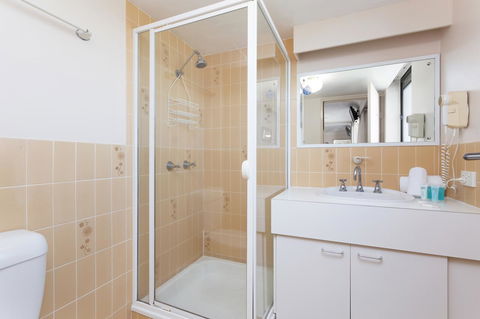 Capricornia Apartments - Whitsundays Accommodation 9