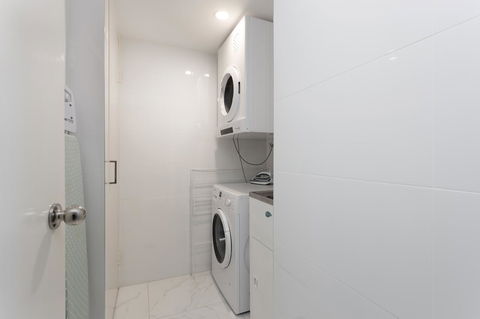 Capricornia Apartments - Whitsundays Accommodation 14