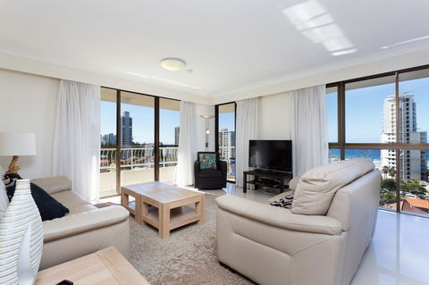 Capricornia Apartments - Whitsundays Accommodation 2