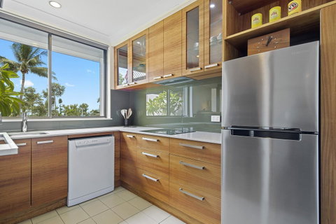 Montipora Unit 3 - In The Heart Of Airlie, Wi-fi And Netflix - Whitsundays Accommodation 5