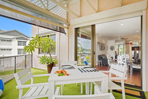 Montipora Unit 3 - In The Heart Of Airlie, Wi-fi And Netflix - Whitsundays Accommodation 1