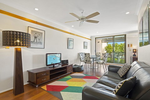 Montipora Unit 3 - In The Heart Of Airlie, Wi-fi And Netflix - Whitsundays Accommodation 3