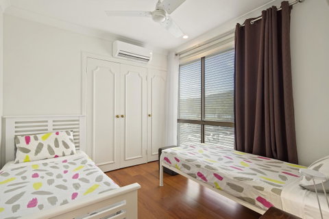 Montipora Unit 3 - In The Heart Of Airlie, Wi-fi And Netflix - Whitsundays Accommodation 7