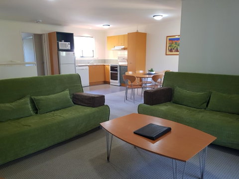 Noosa Holiday Accommodation - Whitsundays Accommodation 4
