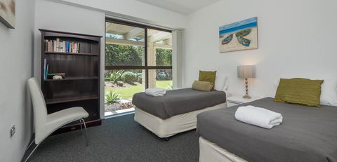 De Ville Apartments - Whitsundays Accommodation 28