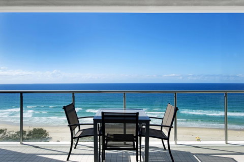 ULTIQA Air On Broadbeach - Whitsundays Accommodation 11