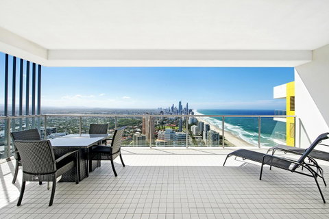 ULTIQA Air On Broadbeach - Whitsundays Accommodation 20