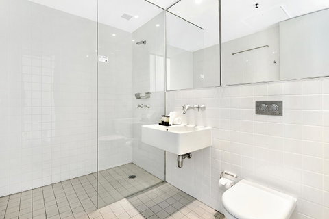ULTIQA Air On Broadbeach - Whitsundays Accommodation 23
