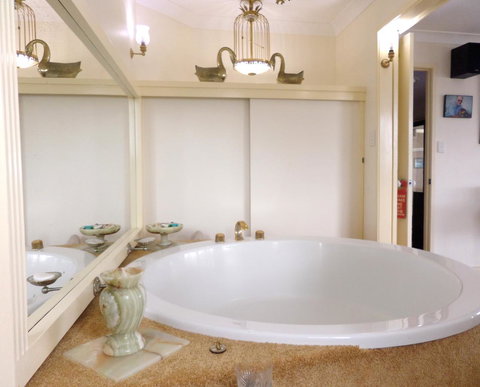 Gaia On Bribie Island - Whitsundays Accommodation 17