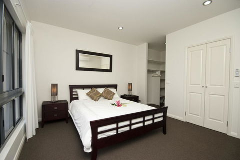 Woodville Beach Townhouse 5 - Whitsundays Accommodation 2