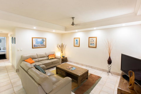 Bermuda Villas - Whitsundays Accommodation 2