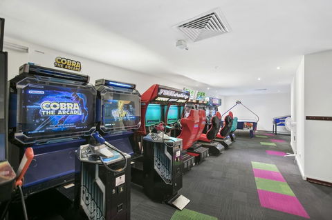Towers Of Chevron - Private Apartment - Whitsundays Accommodation 18