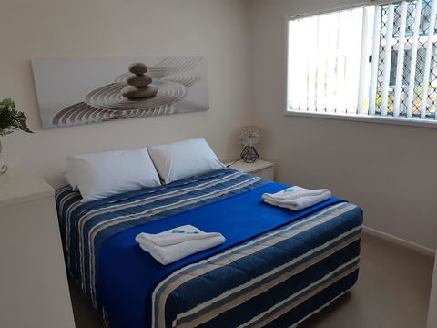 Surfers Beach Resort One - Whitsundays Accommodation 7