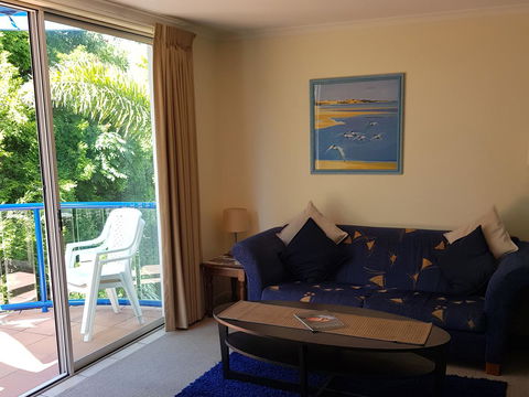Surfers Beach Resort One - Whitsundays Accommodation 28