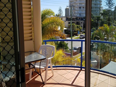 Surfers Beach Resort One - Whitsundays Accommodation 23