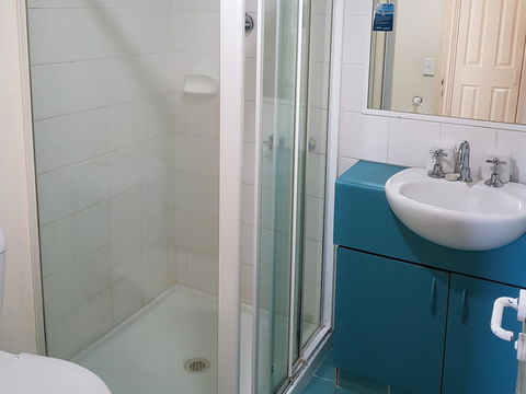 Surfers Beach Resort One - Whitsundays Accommodation 30